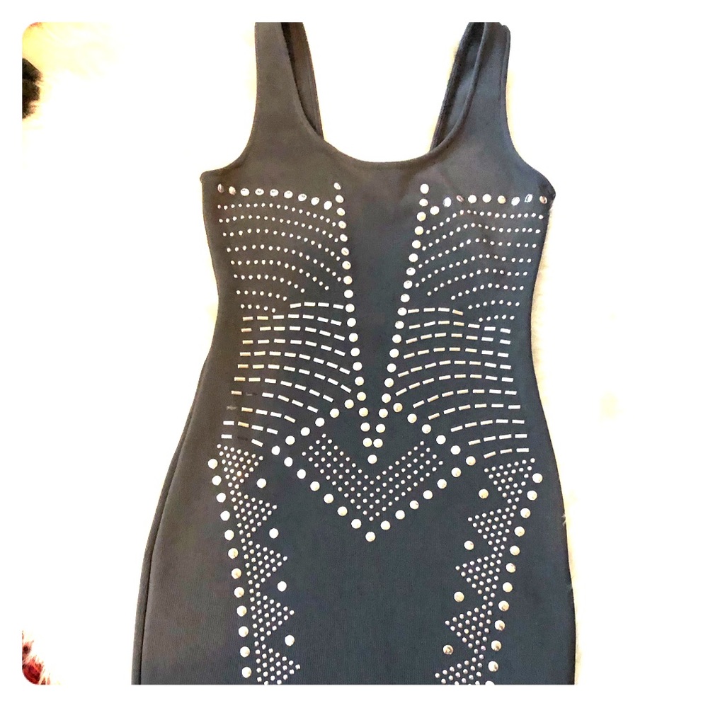 😍 NWOT gray studded mini bandage dress 😍